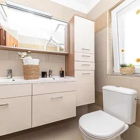 5 Bedroom Amazing In Okrug Gornji Holiday home Trogir