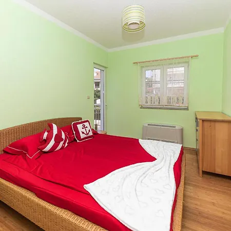 5 Bedroom Amazing In Okrug Gornji * Trogir